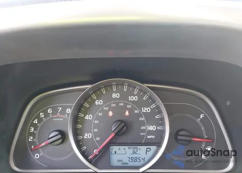 2015 Toyota Rav4 Xle z USA, uszkodzony, nr VIN 2T3WFREV0FW166623